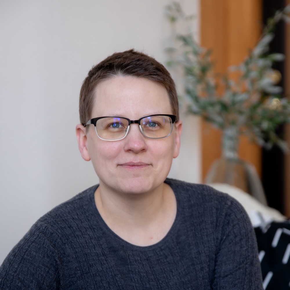 Carolyn Olsen